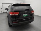 Used 2018 Kia Sorento LX image 6