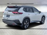 Used 2021 Nissan Rogue SL image 5