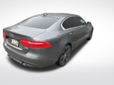 Used 2019 Jaguar XE Premium image 4