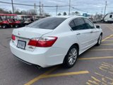 Used 2015 Honda Accord Touring image 6