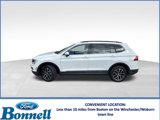 Used 2021 Volkswagen Tiguan SE w/ Panoramic Sunroof Package image 2