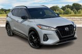 Used 2022 Nissan Kicks SR image 2