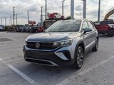Certified 2024 Volkswagen Taos SE image 3