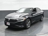 Used 2020 Volkswagen Jetta R-Line w/ R-Line Cold Weather Package image 6