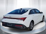 Certified 2025 Hyundai Elantra SE image 4