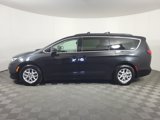 Certified 2022 Chrysler Pacifica Touring-L image 3