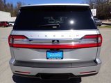 Used 2019 Lincoln Navigator Reserve image 5