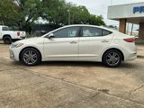 Used 2017 Hyundai Elantra SE image 3