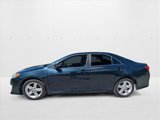 Used 2014 Toyota Camry SE image 2