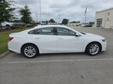 Used 2018 Chevrolet Malibu LT image 2