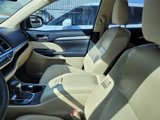 Used 2015 Toyota Highlander XLE image 4