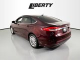 Used 2017 Ford Fusion SE w/ Fusion SE Technology Package image 5