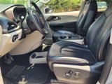 Used 2021 Chrysler Voyager Lxi image 5