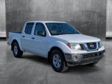 Used 2010 Nissan Frontier SE image 3