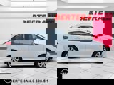 Used 2022 Toyota Corolla LE image 2