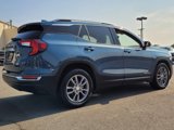 Used 2024 GMC Terrain SLT image 3