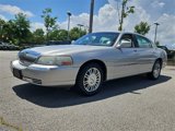 Used 2006 Lincoln Town Car Signature Limited image 4