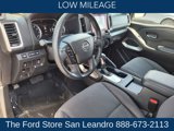 Used 2022 Nissan Frontier SV image 3
