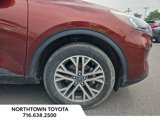 Used 2021 Ford Escape SEL image 2