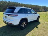 Used 2023 Jeep Grand Cherokee Limited image 4