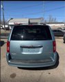 Used 2010 Chrysler Town & Country Touring image 5