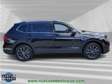 Used 2022 Volkswagen Tiguan SE image 3