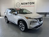 Used 2023 Nissan Rogue SV image 2