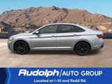 Used 2022 Volkswagen Jetta SE image 2