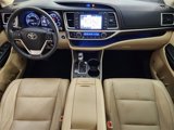 Used 2015 Toyota Highlander Limited image 4