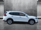 Used 2018 Nissan Rogue SV image 4