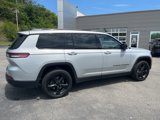 Used 2021 Jeep Grand Cherokee L Laredo image 3