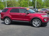 Used 2017 Ford Explorer XLT w/ Equipment Group 202A image 2