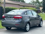Used 2015 Ford Fiesta SE image 4