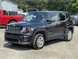 Used 2023 Jeep Renegade Latitude image 3