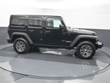 Used 2017 Jeep Wrangler Unlimited Rubicon image 6