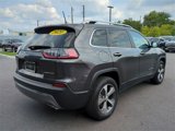 Used 2021 Jeep Cherokee Limited w/ Elite Package image 4