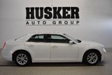 Used 2020 Chrysler 300 Touring image 2