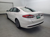 Used 2018 Ford Fusion SE w/ Fusion SE Technology Package image 5
