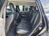 Used 2019 Jeep Cherokee Limited w/ Luxury Group image 3