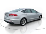 Used 2019 Ford Fusion SE image 3