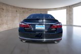 Used 2017 Honda Accord Touring image 4