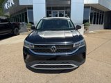 Used 2022 Volkswagen Taos SE w/ Panoramic Sunroof Package image 2