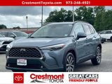 Certified 2022 Toyota Corolla Cross XLE image 2