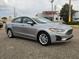 Used 2020 Ford Fusion SE image 2