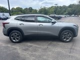 Certified 2024 Chevrolet Trax LT w/ Driver Confidence Package image 2