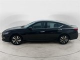 Used 2022 Nissan Altima 2.5 SV image 2