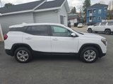 Used 2022 GMC Terrain SLE image 4