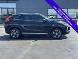 Used 2020 Mitsubishi Eclipse Cross SE image 2