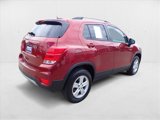 Used 2022 Chevrolet Trax LT w/ LT Convenience Package image 4