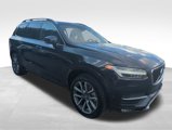 Used 2018 Volvo XC90 T6 Momentum w/ Convenience Package image 3